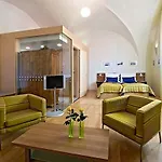 Hotel Monastery