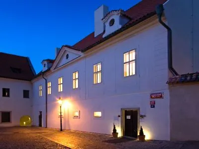 モナストリー ホテル