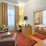 Monastery Hotell