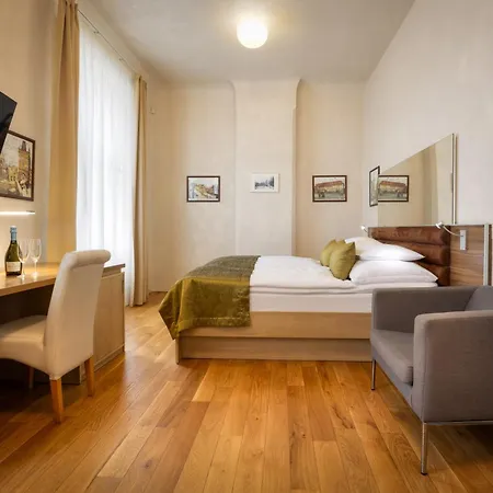 Monastery 4* براغ