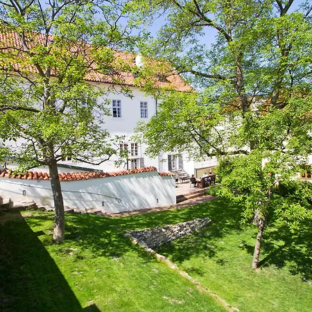 Szálloda Monastery 4*